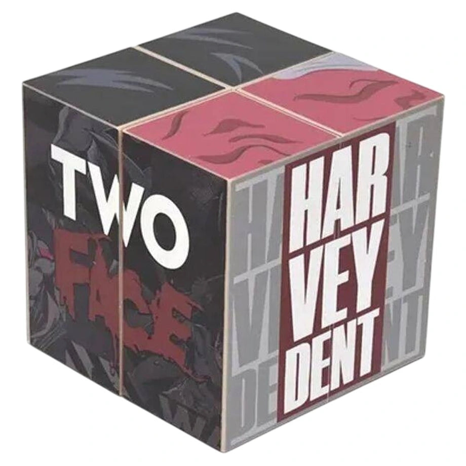 Qubi DC Comics Two-Face Transforming Cube Figure (14 cm)