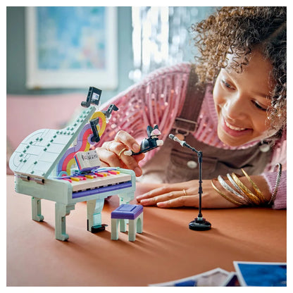LEGO Creator 3-in-1 Music Decor Piano with Cat Building Toy Set 31392 (827 Pieces)