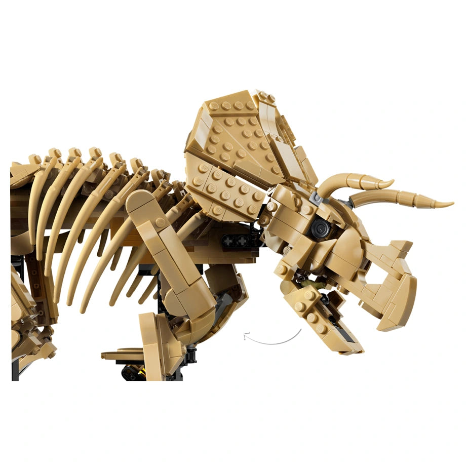 LEGO Jurassic World Dinosaur Fossils: Triceratops Building Toy Set 77985 (Pieces)