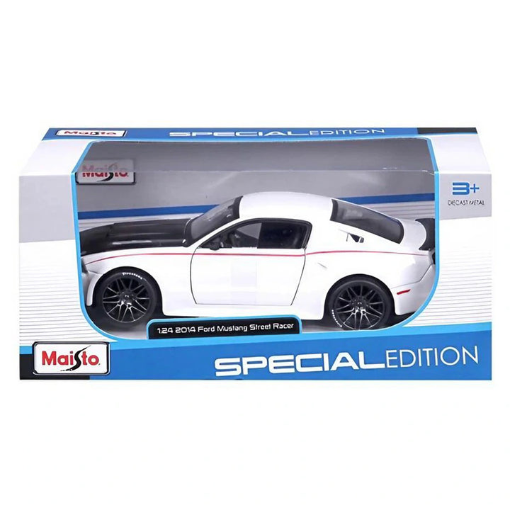 Maisto Special Edition 2014 Ford Mustang Street Racer Die-cast Car 1:24, (White)