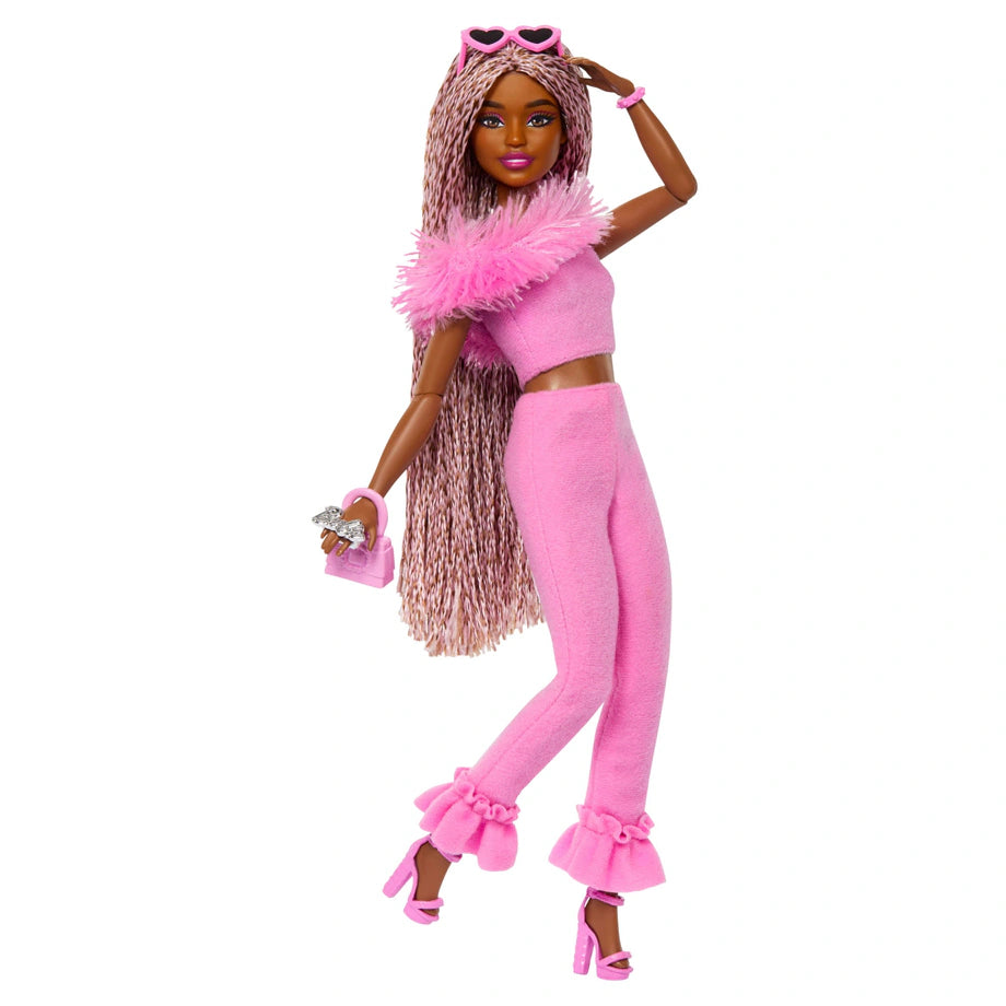 Barbie Deluxe Style Barbiecore Outfit Doll – Pink & Brown Braided Hair (29 cm)