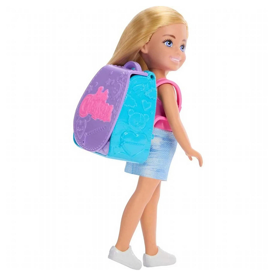 Barbie Family & Friends Chelsea Club Cupcake Baking Backpack Doll (15.2 cm)
