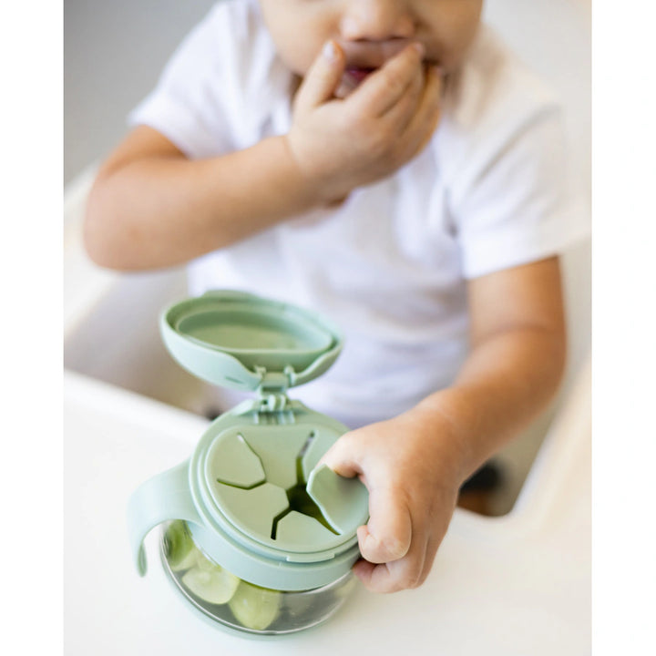 Ubbi Tweat Snack Container (Sage)