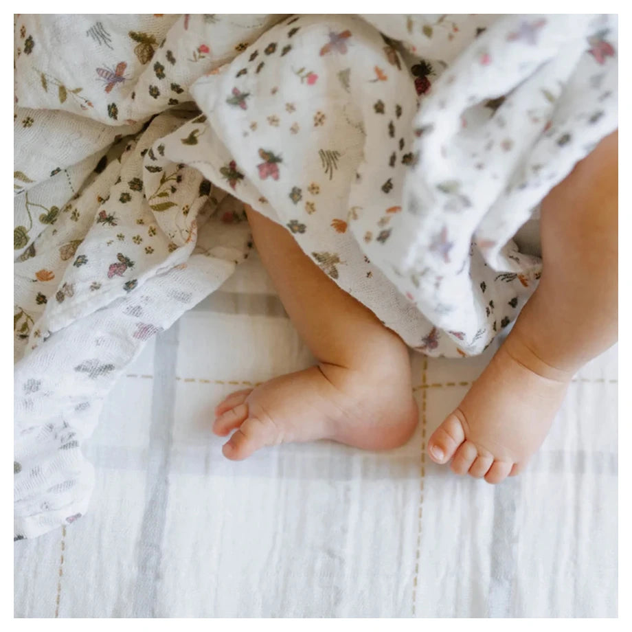 Little Unicorn Cotton Muslin Swaddle Single (Garden Bees)