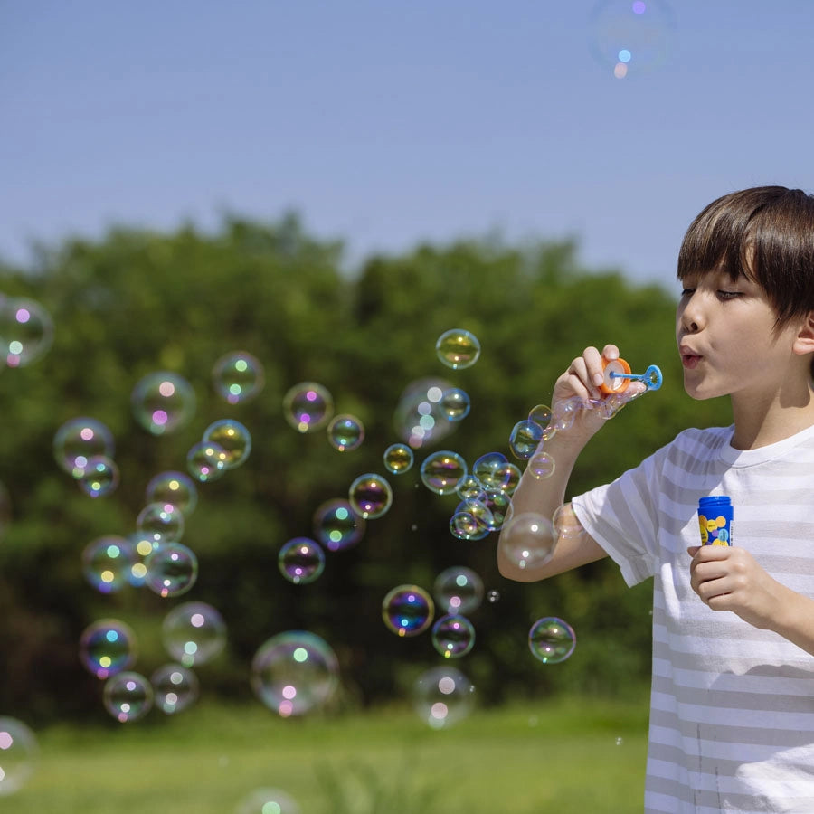 Uncle Bubble Fun Guinness World Record Bubble Set 2oz Uncle Bubble Fun Guinness World Record Bubble Set 2oz