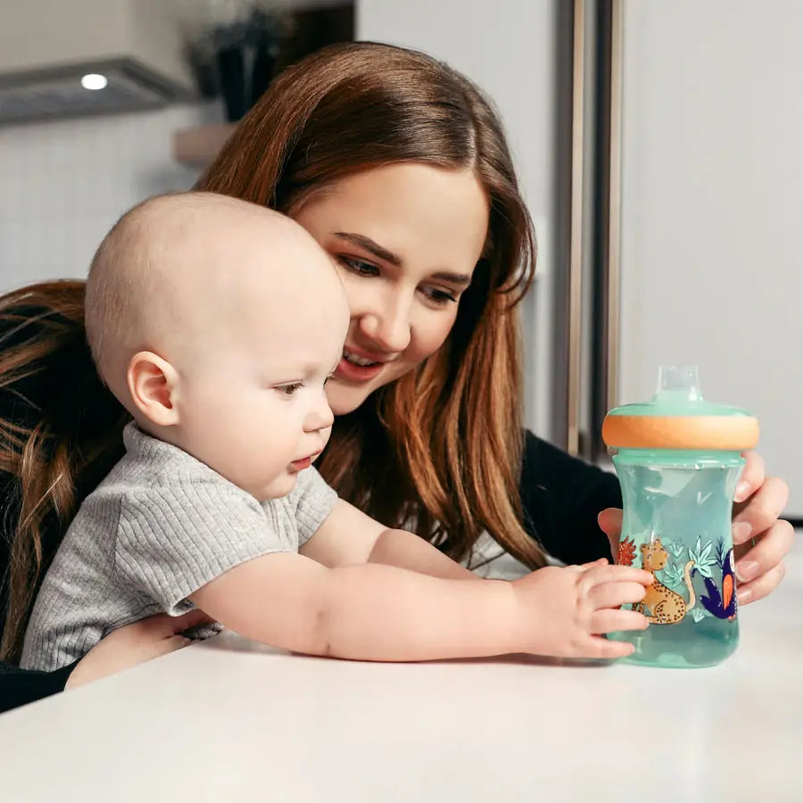 كوب بفوهة ناعمة سعة 9 أونصة من The First Years - عبوة من قطعتين كوب بفوهة ناعمة سعة 9 أونصة من The First Years - عبوة من قطعتين