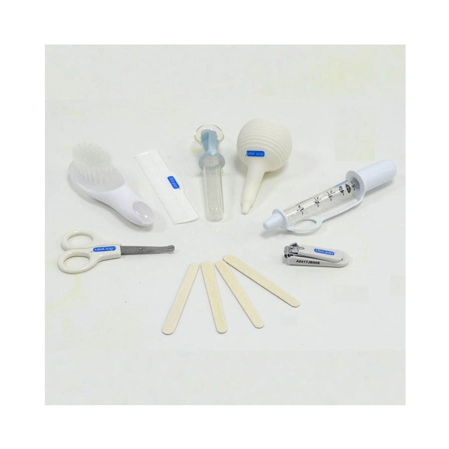 The First Years - Deluxe Healthcare & Grooming Kit
