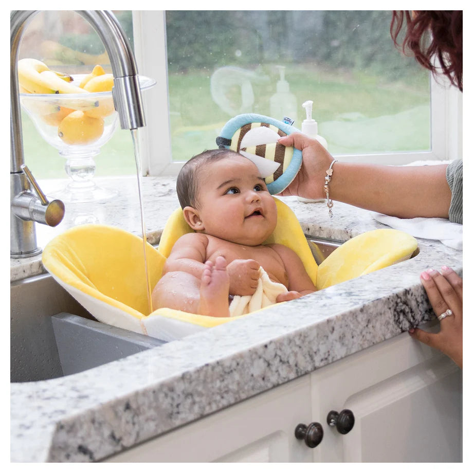 Blooming Bath Scrubbie Bee Blooming Bath Scrubbie Bee