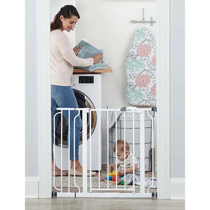 Regalo Extra Wide Safety Gate - 98x76cm (White)