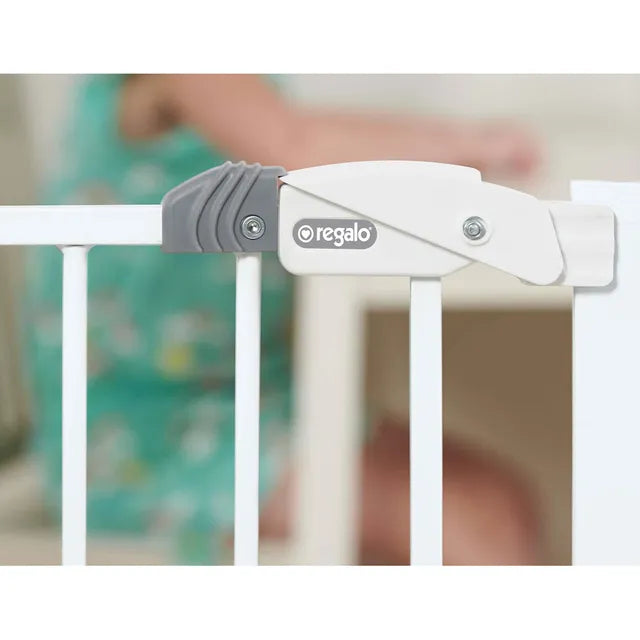 Regalo بوابة أمان عريضة للغاية - 98×76 سم (أبيض) Regalo بوابة أمان عريضة للغاية - 98×76 سم (أبيض)