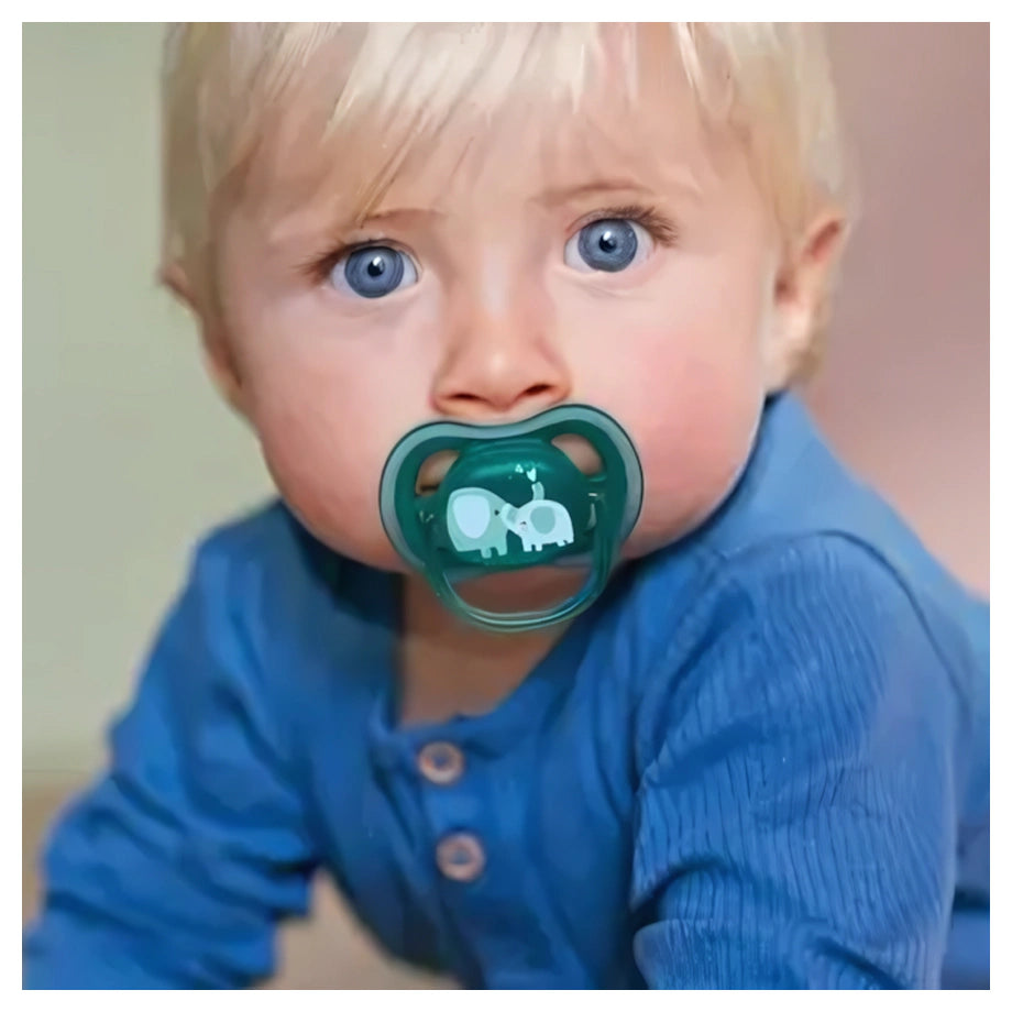 Philips Avent Ultra Air Pacifier Deco Pack of 2 Boy (18m+) - SCF349/18