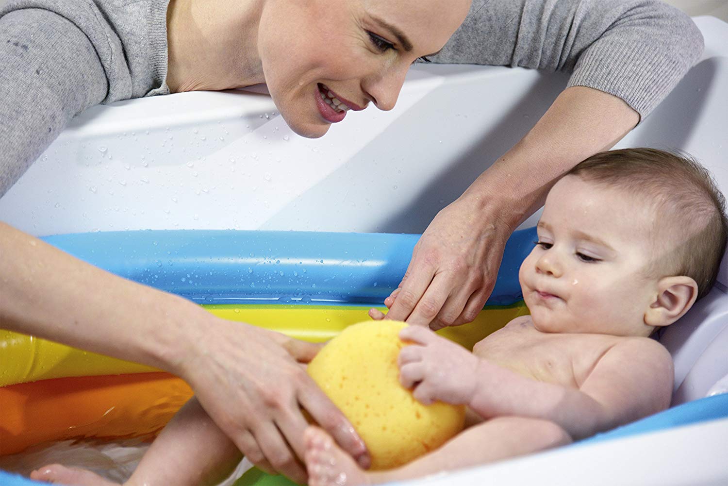 Squeaky Clean Inflatable Baby Bath (30" x 19" x 13"/76cm x 48cm x33cm)