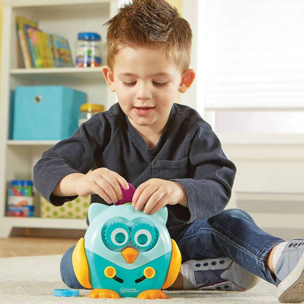 Learning Resources - Hoot The Fine Motor Owl