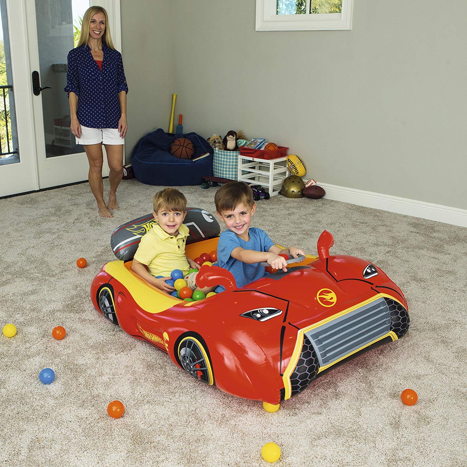 Hot Wheels - Ball Pit (53" x 39" x 17"/1.35m x 99cm x 43cm)