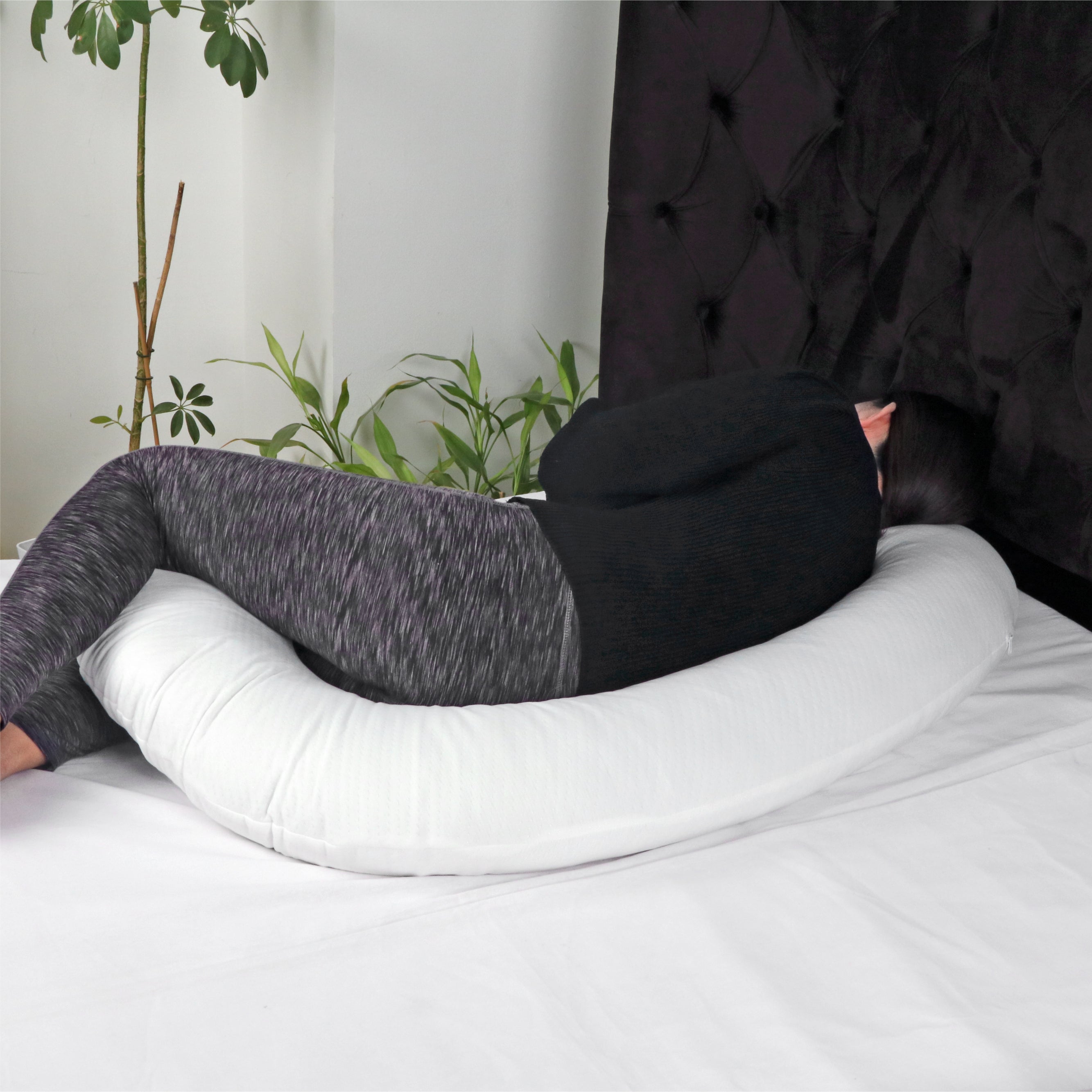Moon Maternity Pillow (White)