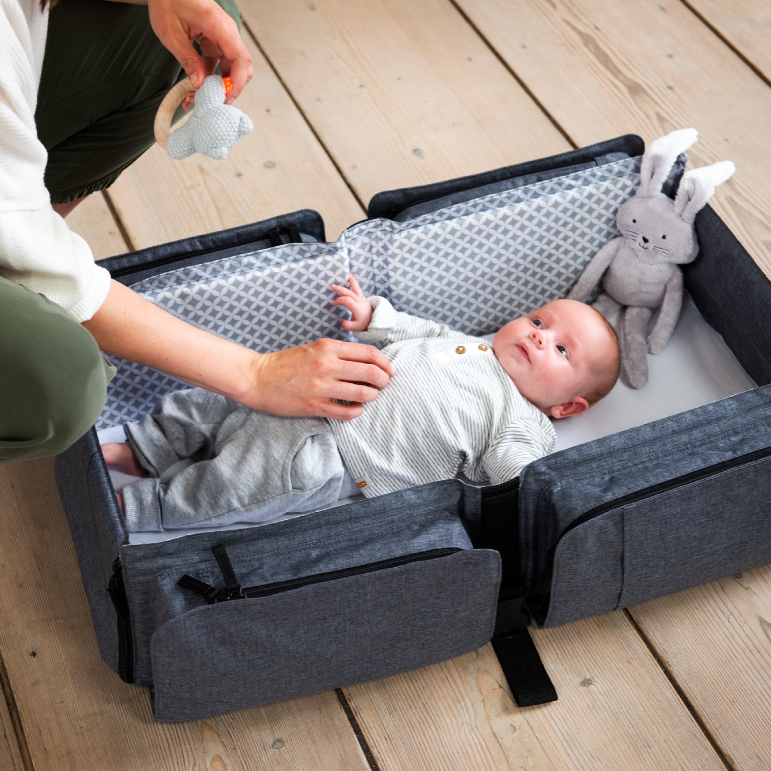 Doomoo Basics Baby Travel - Nursery Bag & Carrycot